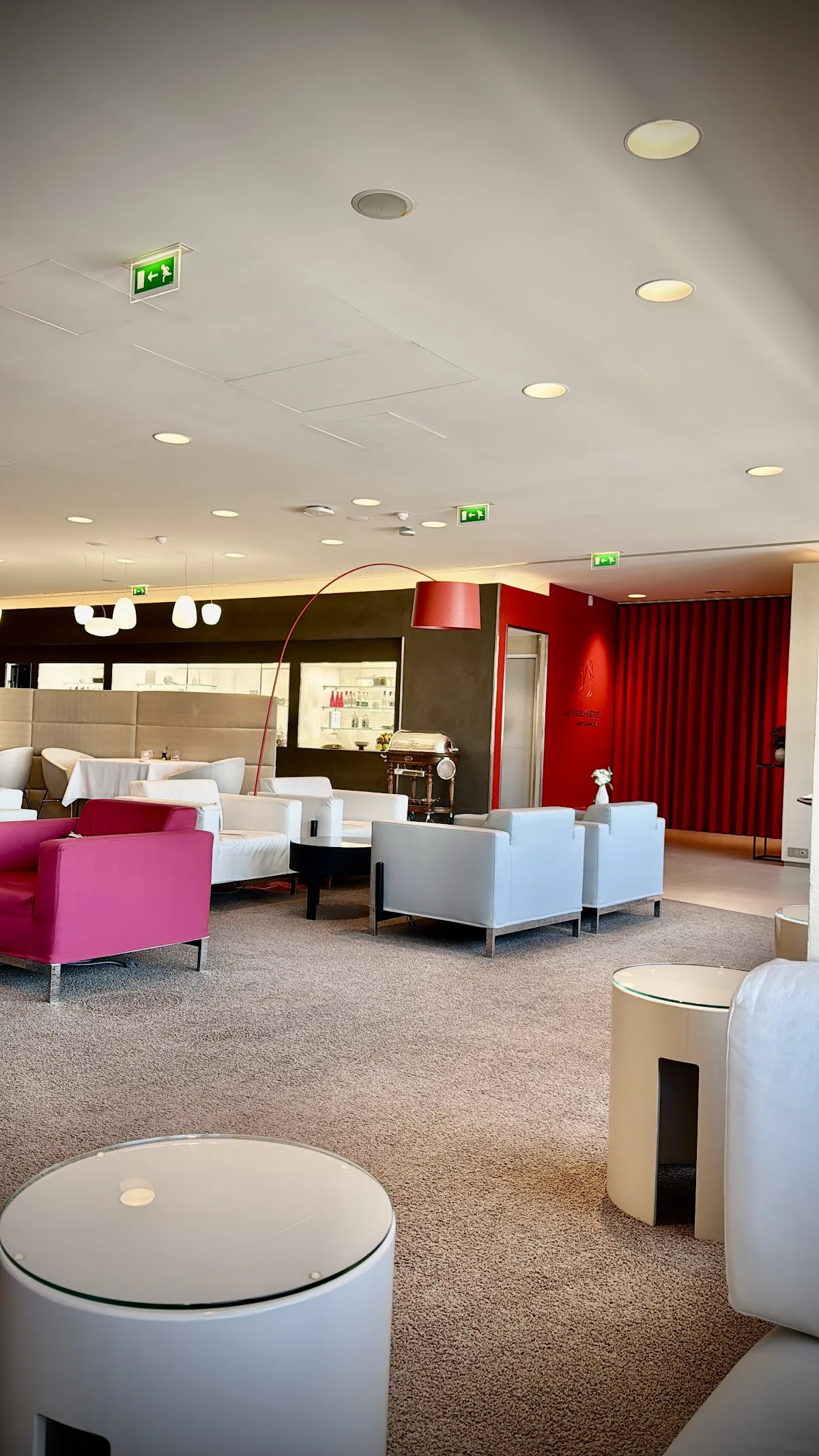 Air France La Premiere Lounge CDG