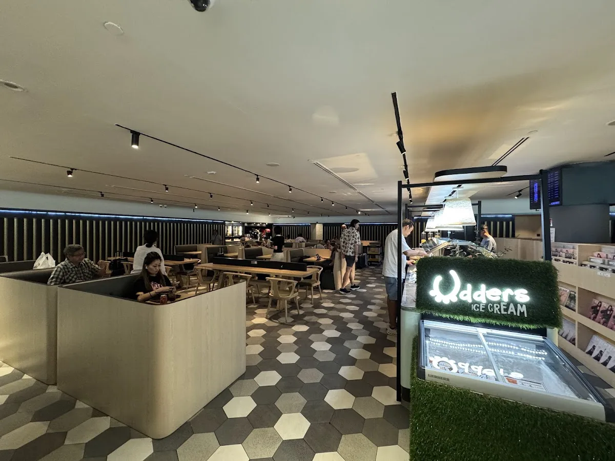 Blossom Lounge Singapore T4