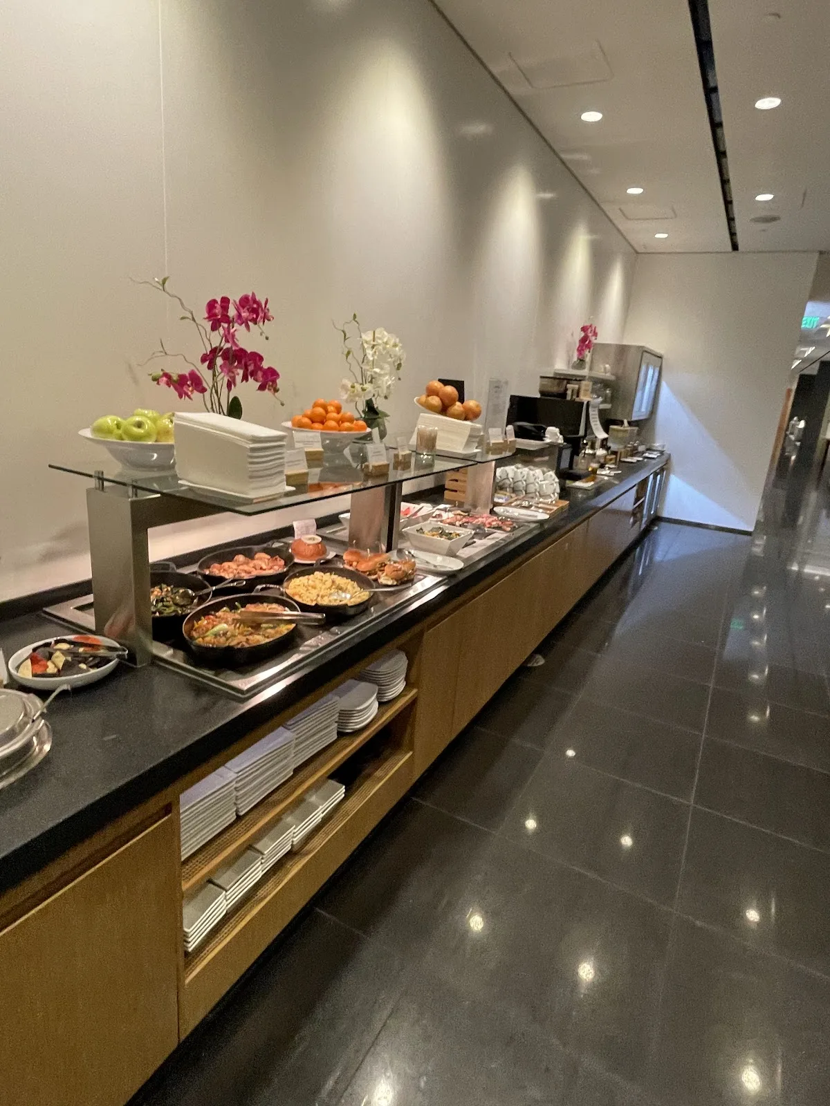 Cathay Pacific Lounge SFO