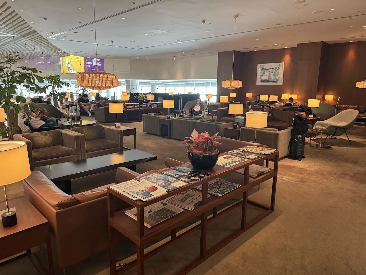 Cathay Pacific Lounge