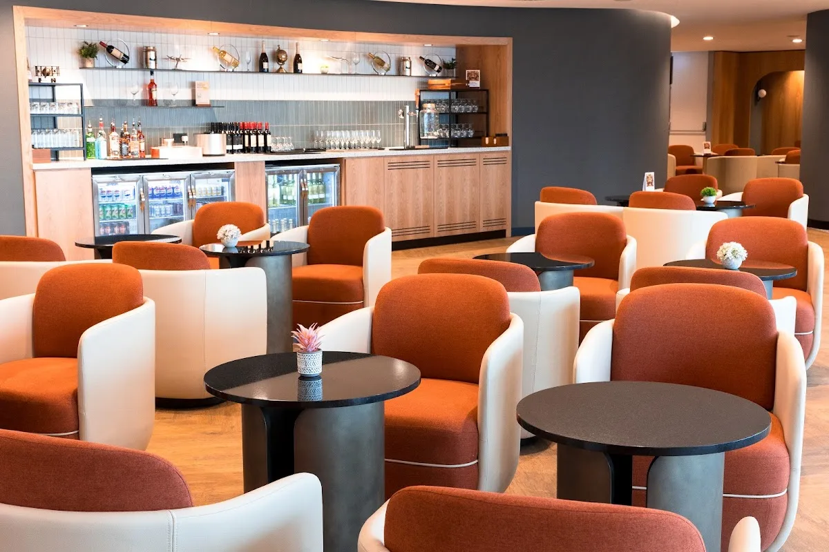 Plaza Premium Arrivals Lounge London Heathrow T4