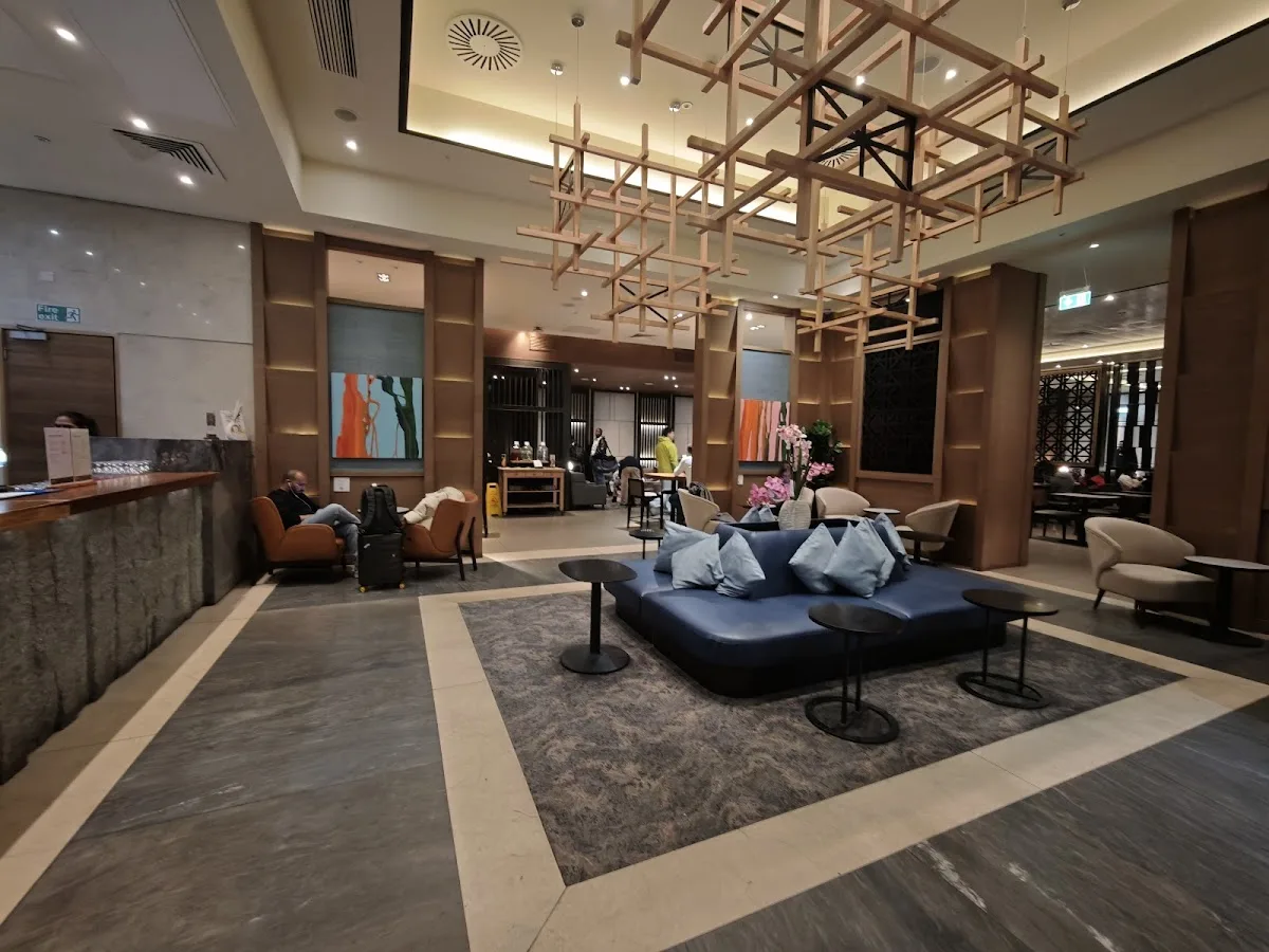 Plaza Premium Lounge London Heathrow T2 Arrivals